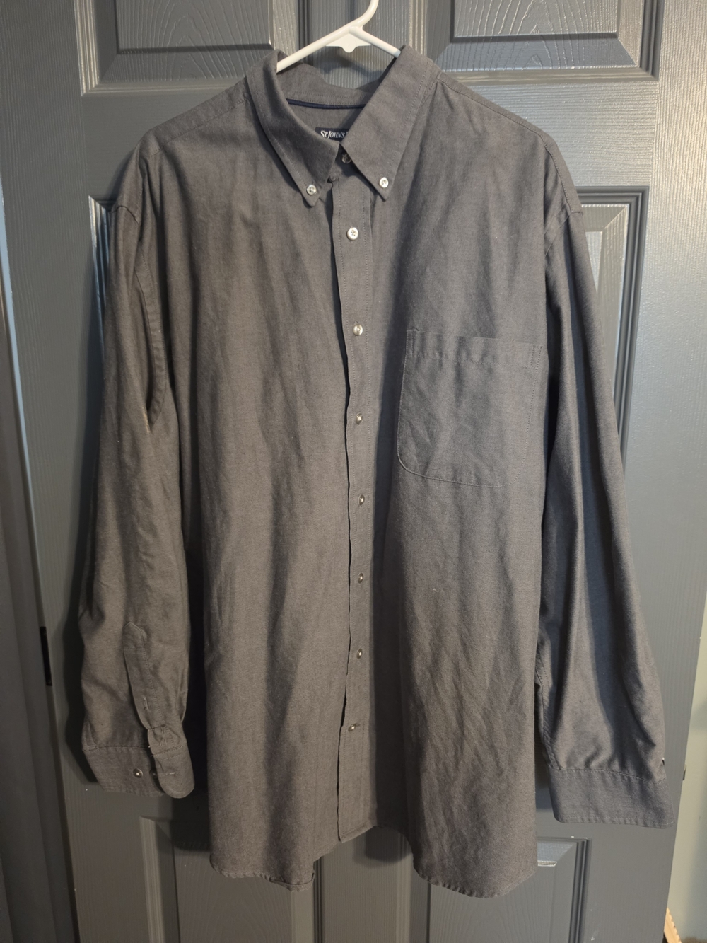 St. John's Bay Gray Button-Down Long Sleeve Shirt